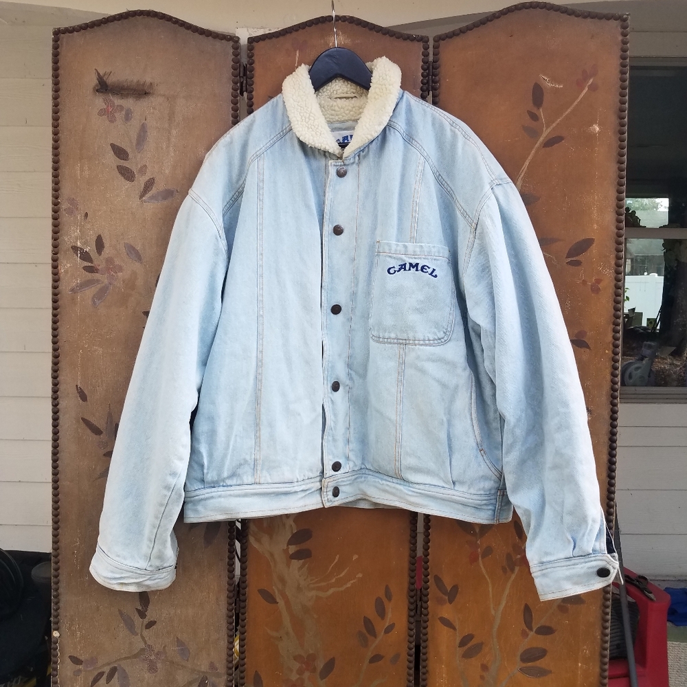 90s denim sherpa lined Camel cigarettes jacket